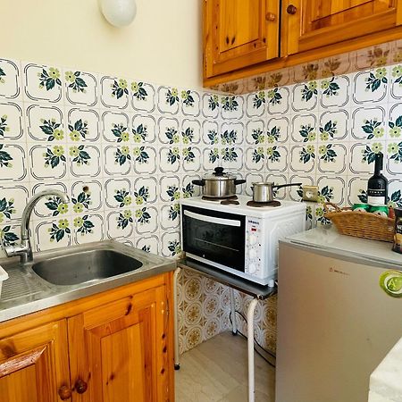 Elia Apartamento Doukades Exterior foto